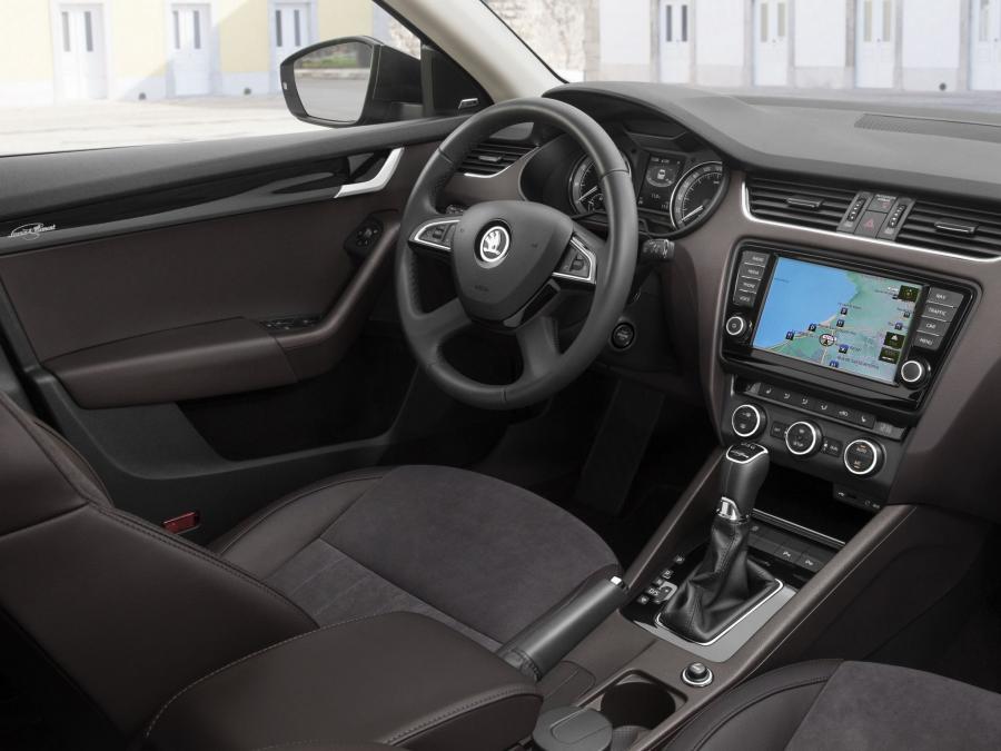  Skoda Octavia Laurin & Klement 2014 года  (фото 4 из 4)
